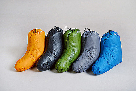 C2H3荓為國際 鵝絨襪套